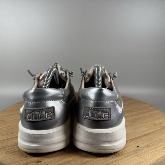 Hey Dude Women's 7 Karina Silver Python Slip On Comfort Shoes‎ Loafers - Picture 4 of 8